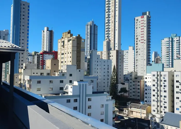Kitnet Mobiliada Centro Balneario Camboriu