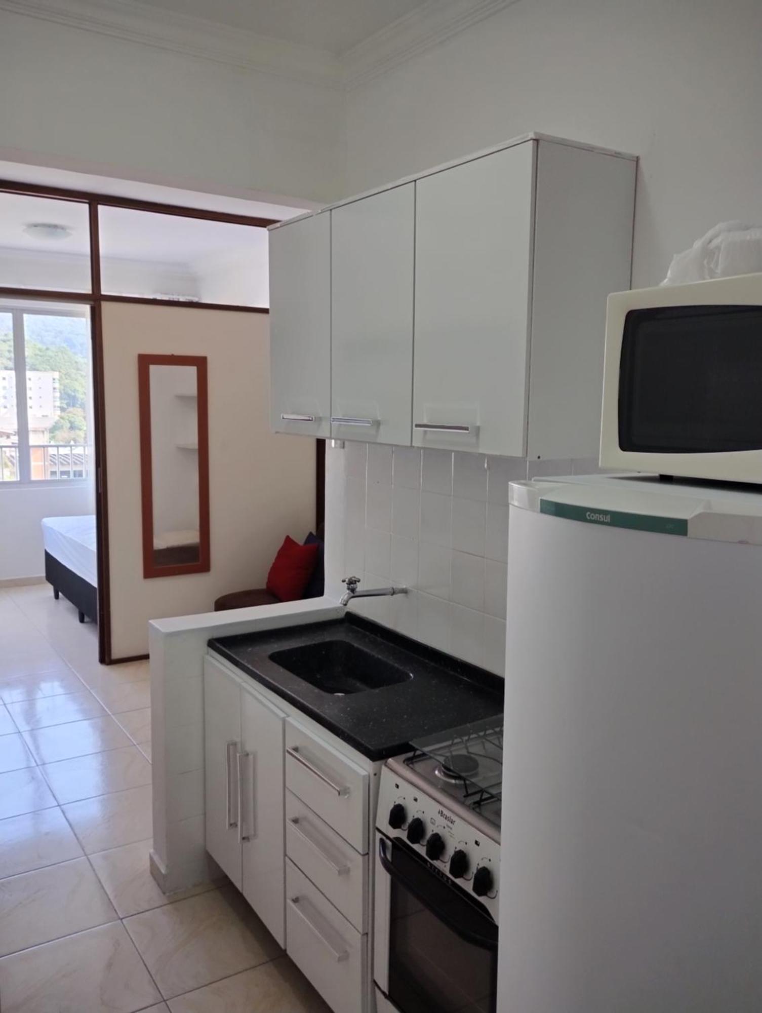 Kitnet Mobiliada Centro Balneario Camboriu