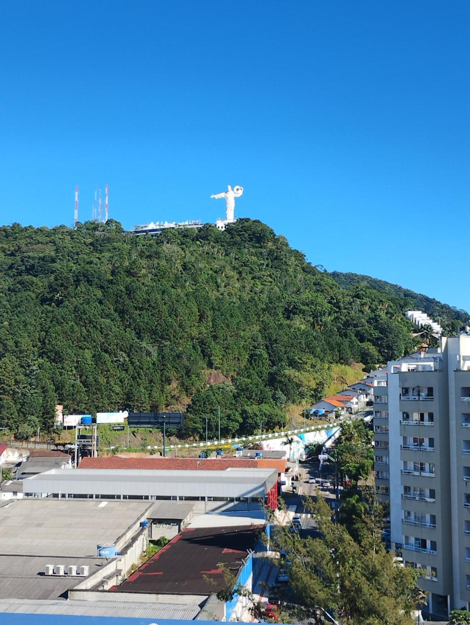 Apartamento Kitnet Mobiliada Centro Balneario Camboriu